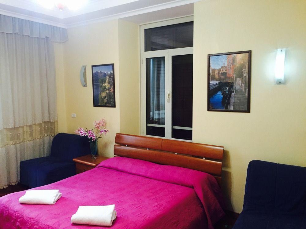 Zhihua Guest House Rome Exterior photo