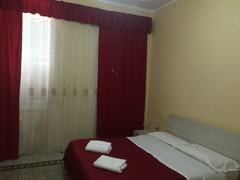 Zhihua Guest House Rome Exterior photo